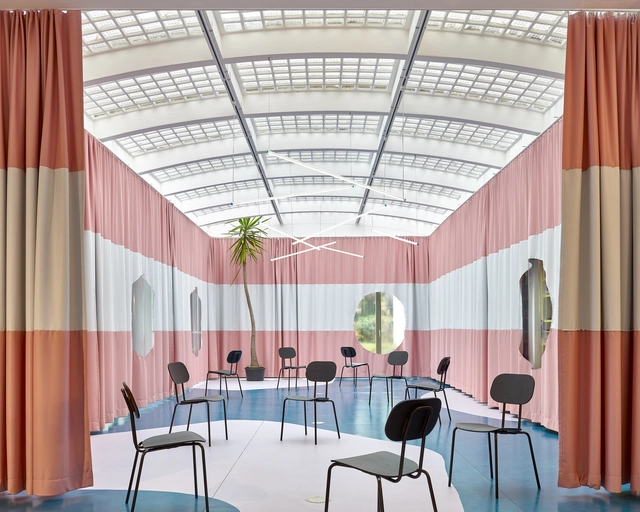 Co-Working Altenburg / Meier Unger - Fotografía interior, Comunidad, Fachada, Fijación Vigas, Sillas