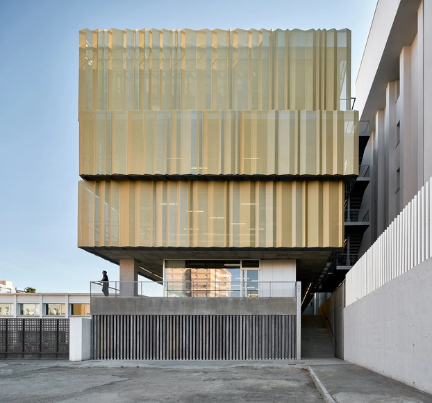 Biblioteca Campus Bahía de Algeciras / OOOA - Fotografía exterior, Bibliotecas, Fachada, Escaleras