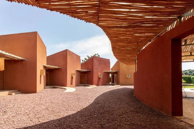 “Circular Economy Is a Point of No Return”: An Interview With Lucas Rosse Caldas - Featured Image