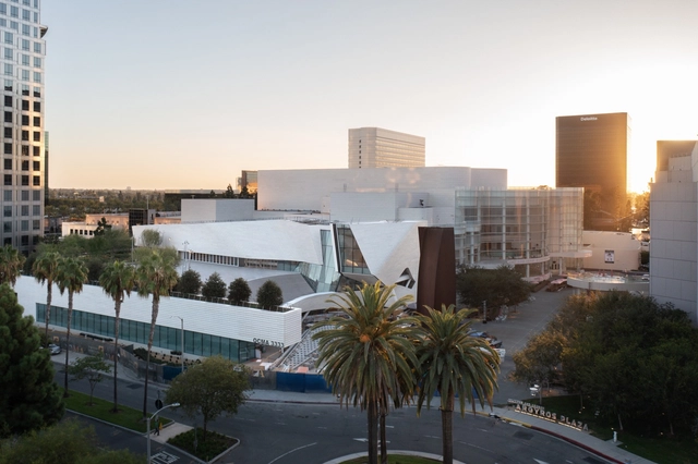 Orange County Museum of Art / Morphosis Architects - Exterior Photography, Museum, Facade, Cityscape