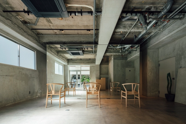 Kyslik Salon / TEKI Design - Interior Photography, Wellness Interiors, Beam, Facade, Chair