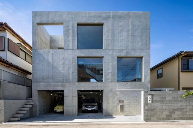 The Wall of Tolerance House / T2P Architects Office - Exterior Photography, Houses, Facade, Door