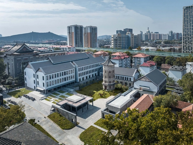 山东大学趵突泉校区动物实验中心 / 清华大学建筑设计研究院 - 建筑图, 中小学校, 表皮, 城市