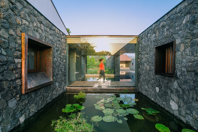 “As Architects, We Don’t Discover Our Identity, We Construct It”: In Conversation with Rahul Mehrotra - Featured Image