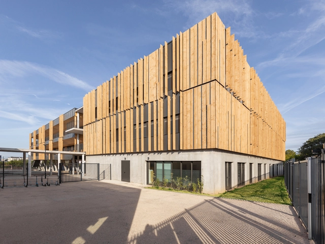 Port Marianne Secondary School / Ateliers A+ - Exterior Photography, Schools , Facade
