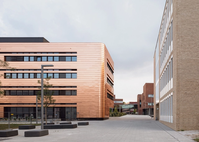 La bobina de cobre / Sehw Architektur - Fotografía exterior, Centro De Investigación, Fachada