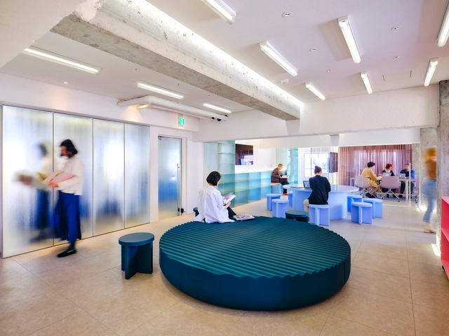 Lyonesse Pictures Office / Kii inc. - Interior Photography, Office Buildings, Chair