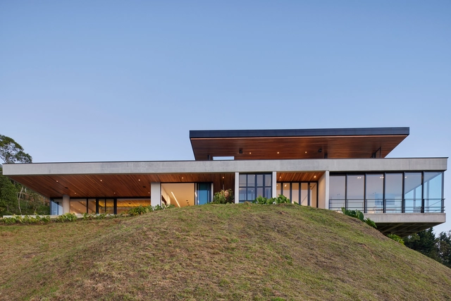 Casa Balcón / Bassico Arquitectos - Fotografía exterior, Casas, Fachada