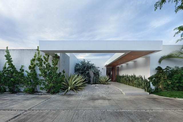 Casa DC / HRTD Hurtado Arquitectos - Fotografía exterior, Casas, Jardín, Fachada