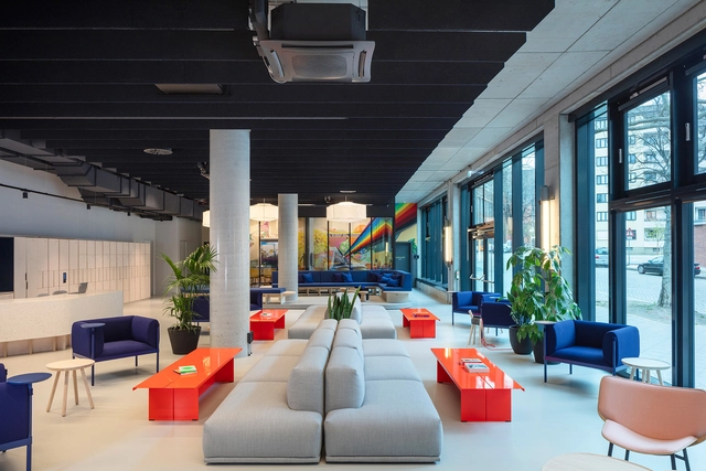 Contentful Workplace / toi toi toi creative studio - Interior Photography, Office Buildings, Chair, Table