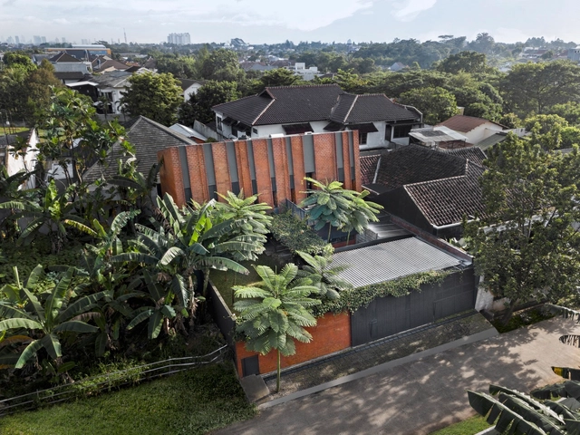 Guntur之家 / PSA Studio - 建筑图, 独立住宅, 花园, 表皮