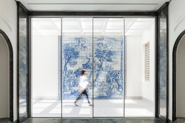 Portuguese Tiles: Brief History and Contemporary Applications - Featured Image