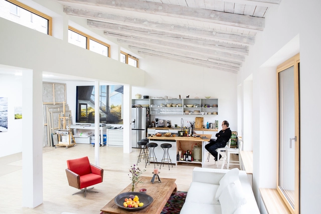 Reconversión de una antigua cerrajería / ALAS Alarcon Linde Architects PartGmbB  - Fotografía interior, Renovación, Mesas, Sillas
