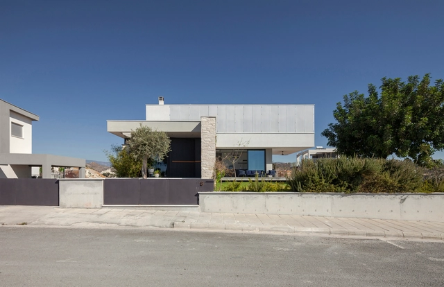 Casa MV024 / CV ARCHITECTS + ASSOCIATES - Fotografía exterior, Casas, Fachada, Puerta