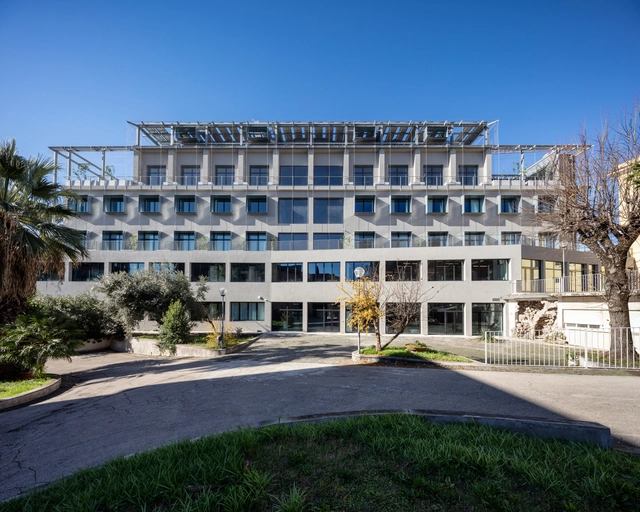 Campus San Pietro / Roselli Architetti Associati - Fotografía exterior, Sustentabilidad, Fachada, Puerta