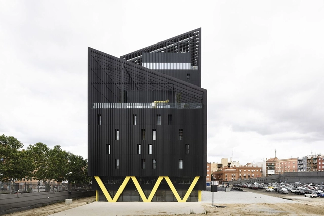 Centro Integral del Transporte de Metro de Madrid / Nexo Arquitectura + Gutiérrez-delaFuente Arquitectos + Andrés Perea - Fotografía exterior, Edificio De Oficinas, Fachada