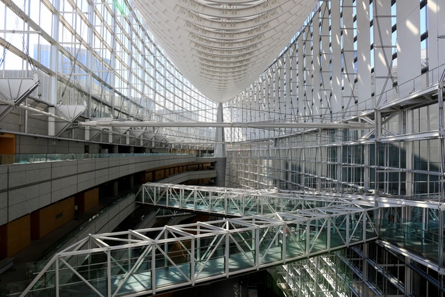时代的叛逆者，向拉菲尔·维诺里（Rafael Viñoly）致敬 - 主图