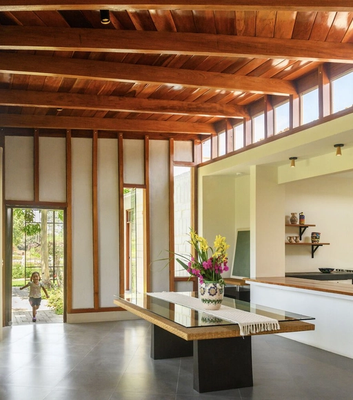 Entrecopas House / Marina Vella Arquitectura - Interior Photography, Houses, Kitchen, Beam, Door, Table