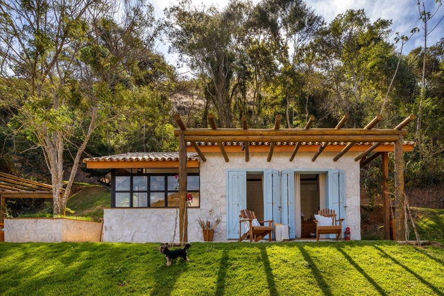 Rancho da Montanha / Hana Lerner - Fotografia de Exterior, Casas, Jardim, Fachada, Porta, Floresta