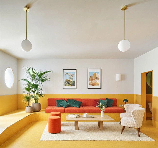 Remodelación Mothern byPillow / Cierto Estudio + Gerflor - Fotografía interior, Interiores De Hoteles, Mesas, Iluminación, Sillas