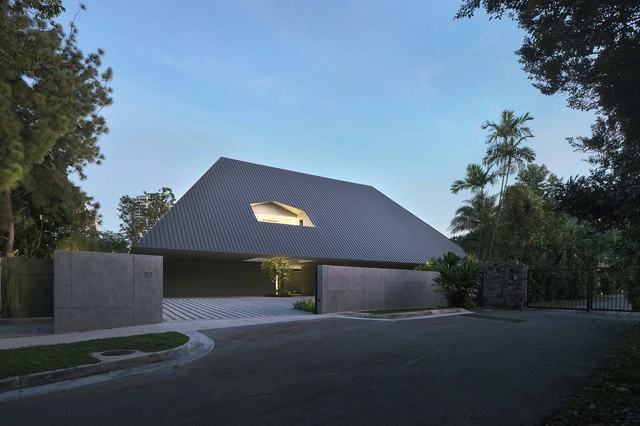 Casa Singapur / Neri&Hu Design and Research Office - Fotografía exterior, Casas, Fachada, Puerta