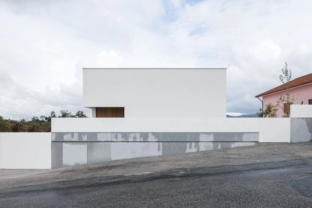 House in Santa Marinha / Helder da Rocha Arquitectos - Exterior Photography, Houses, Facade, Door