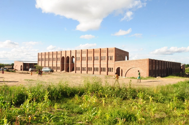 Initiative Rising Star School Buildings for Hopley / Ingenieure ohne Grenzen - Exterior Photography, Elementary & Middle School, Facade