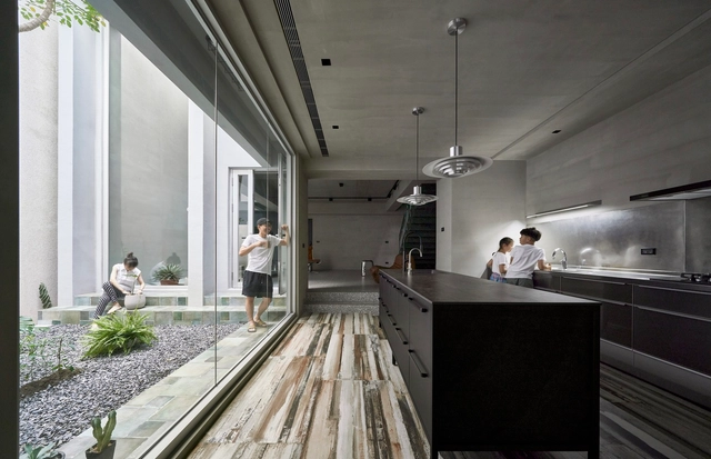 Modern Tiânn House / HAO Design - Interior Photography, Houses, Kitchen, Handrail