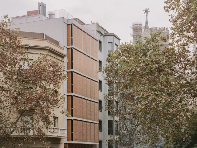 Edifício SARDENYA 356 / Atienza Maure Arquitectos - Fotografia de Exterior, Apartamentos, Fachada