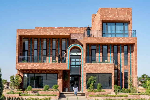 Hamyab 24 办公室 / Arc Architecture Studio - 建筑图, 办公建筑, 表皮, 门, 楼梯, 拱
