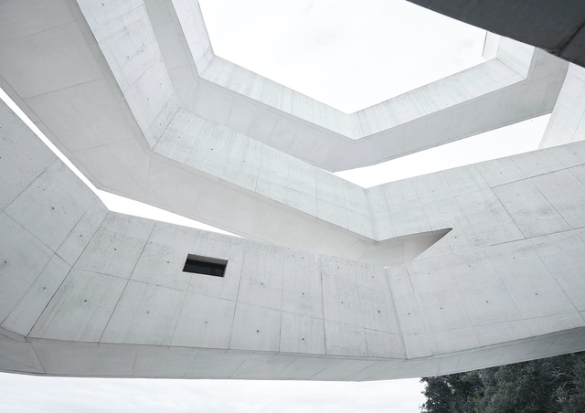 Exposição "Singular" homenageia Álvaro Siza em seus 90 anos - Imagem de Destaque