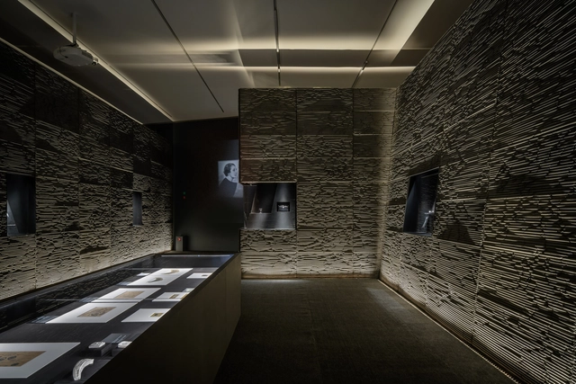 Museo Jumex presenta la muestra "El diseño de Cartier: un legado vivo" con museografía a cargo de Frida Escobedo - Imagen Principal