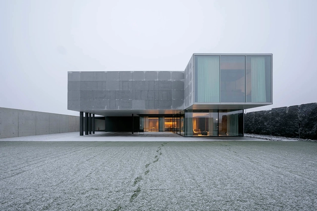 Intersection House / Luc Spits Architecture - Exterior Photography, Offices, Facade