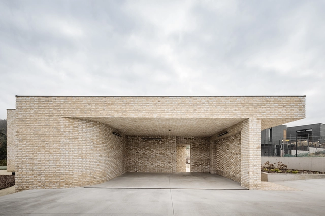 砖房 ZáhorskéSady / ARCHITEKTI mikulaj & mikulajova - 建筑图, 可持续发展, 表皮