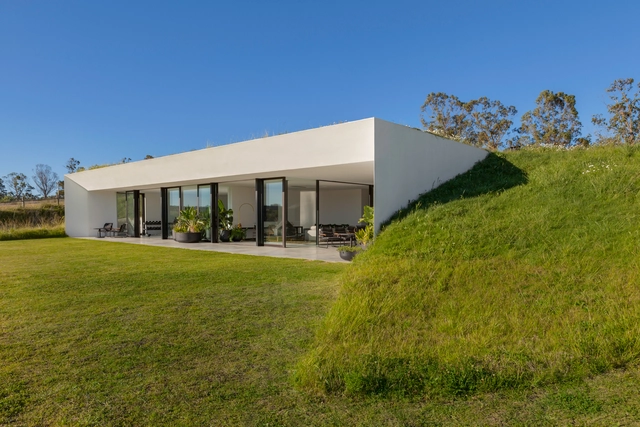 Buried House / Kallos Turin - Exterior Photography, Houses, Facade