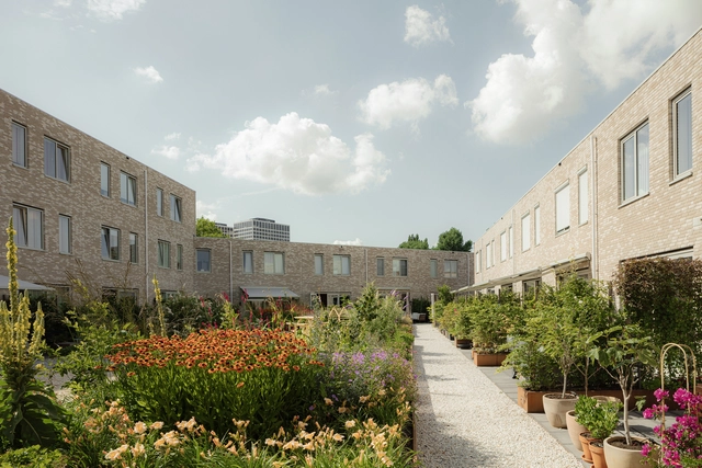 The Hudsons Housing / Orange Architects - Exterior Photography, Apartments, Garden, Facade