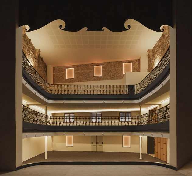 O Grande Cassino e o Teatro La Tagoba / Cabana Partners - Fotografia de Interiores, Interiores Culturais, Fachada