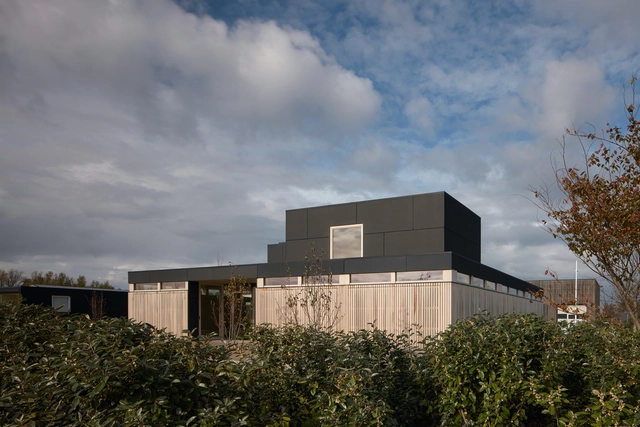 Warm Nest Healthcare Center / Ark-shelter + ARCHEKTA - Exterior Photography,  Healthcare Center, Facade