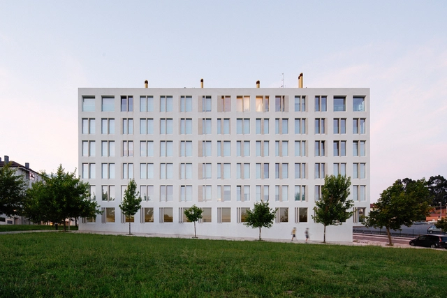 13 Rosas Housing / Carbajo Barrios Arquitectos - Exterior Photography, Apartments, Facade
