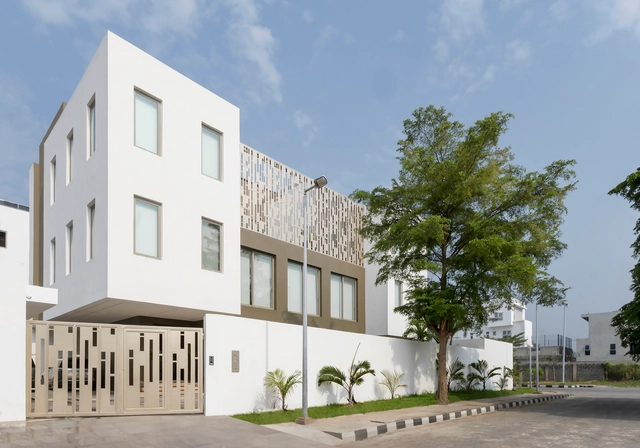 The Lantern House / Oshinowo Studio - Exterior Photography, Houses, Facade, Door