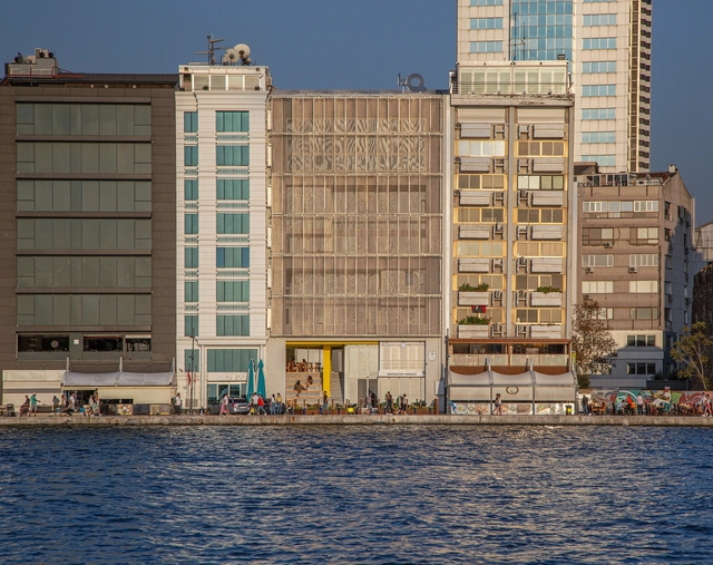 IzQ Innovation Center / Ofisvesaire - Exterior Photography, Adaptive Reuse, Facade, Cityscape