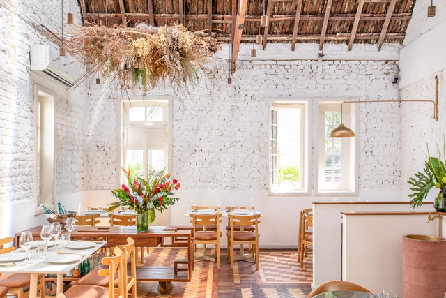  Restaurante Escama / MZNO - Fotografia de Interiores, Renovação, Cozinha, Viga, Fachada, Mesa, Cadeira, Bancada