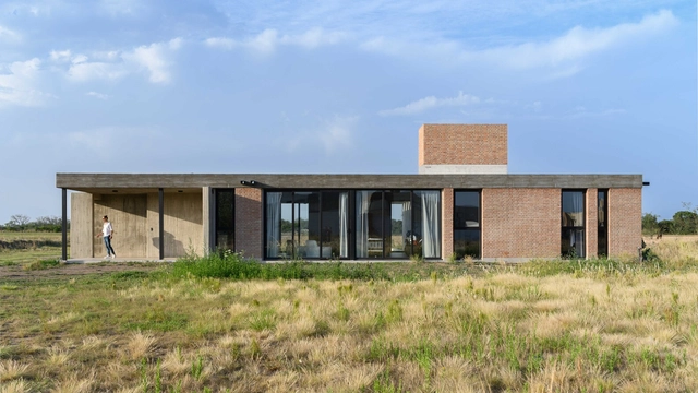 Casa 3X6 / Karlen + Clemente - Fotografía exterior, Casas, Fachada, Puerta