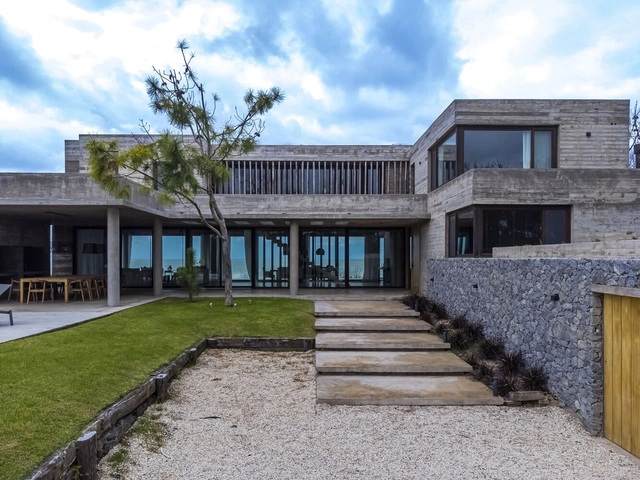 Casa junto al mar #78 / Guerrero Arquitectos - Fotografía exterior, Casas, Patio interior, Puerta, Escaleras, Fachada