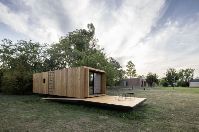 Vivienda modular Labt 20 (10,5) city bell  / Estudio Borrachia + GB Arquitectos  - Fotografía exterior, Casas, Jardín, Fachada