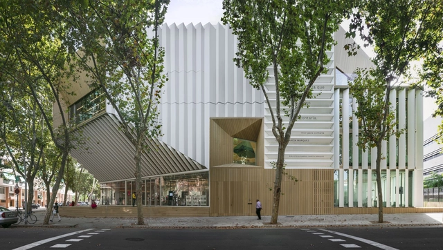 Biblioteca Gabriel García Márquez / SUMA Arquitectura - Fotografía exterior, Bibliotecas, Fachada