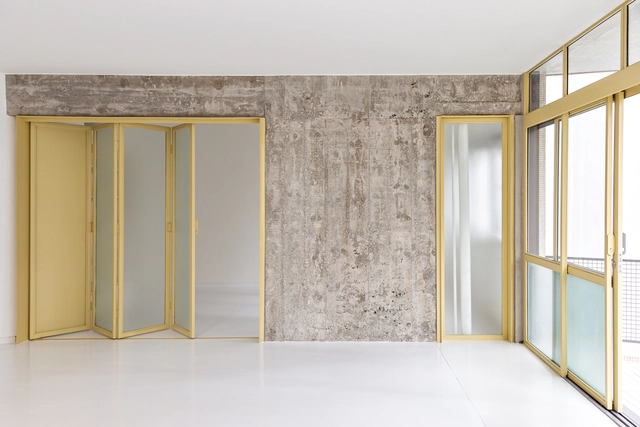 Apartamento no Edifício Mônica / Vapor arquitetura - Fotografia de Interiores, Remodelação, Porta, Fachada