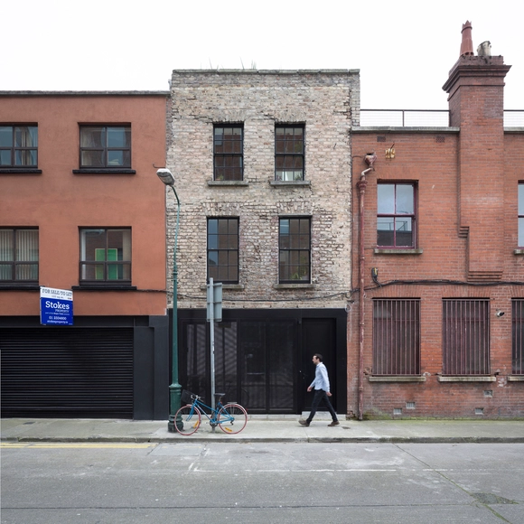 Casa Smithfield / Studio Anois - Fotografía exterior, En Detalle, Puerta, Fachada