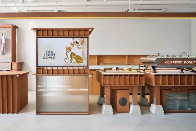 Old Ferry Donut Café / Studio GIMGEOSIL - Interior Photography, Coffee Shop, Kitchen, Table