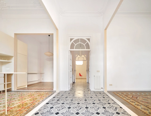 Mi casa de siempre / h3o architects - Fotografía interior, Renovación, Puerta, Fachada